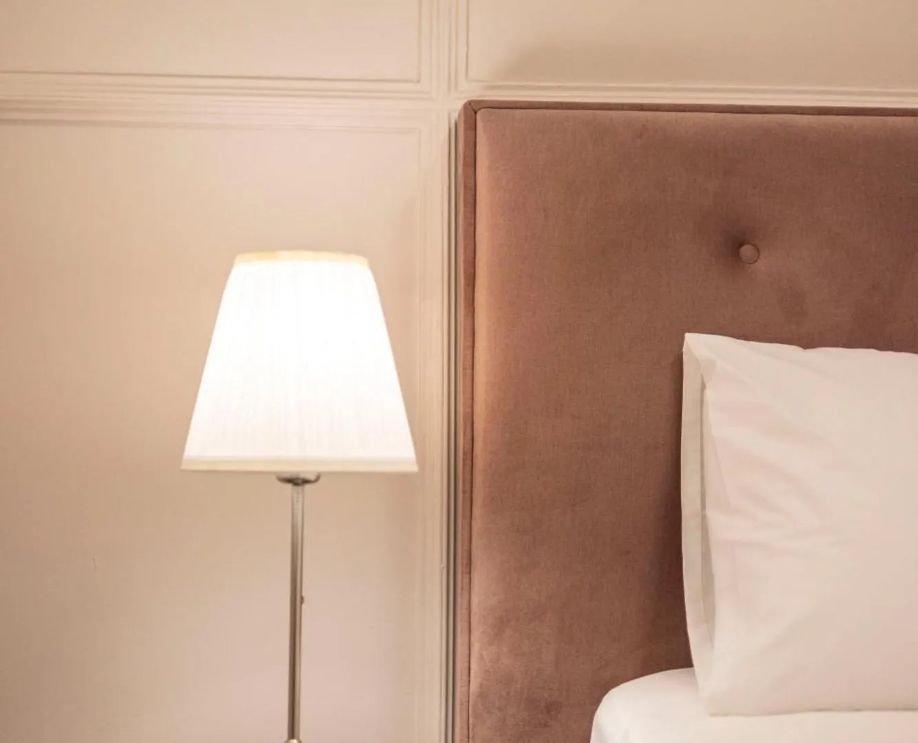 Exclusive Downtown Quentin Residence By Prestige Homes Budapest 0*,