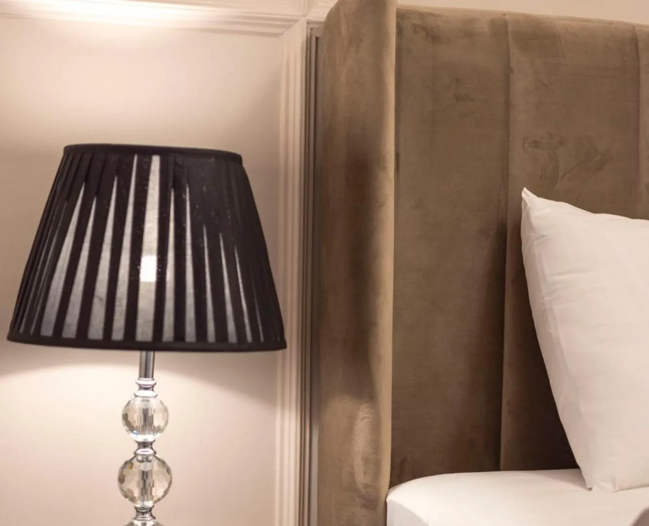 Exclusive Downtown Quentin Residence By Prestige Homes Будапешт
