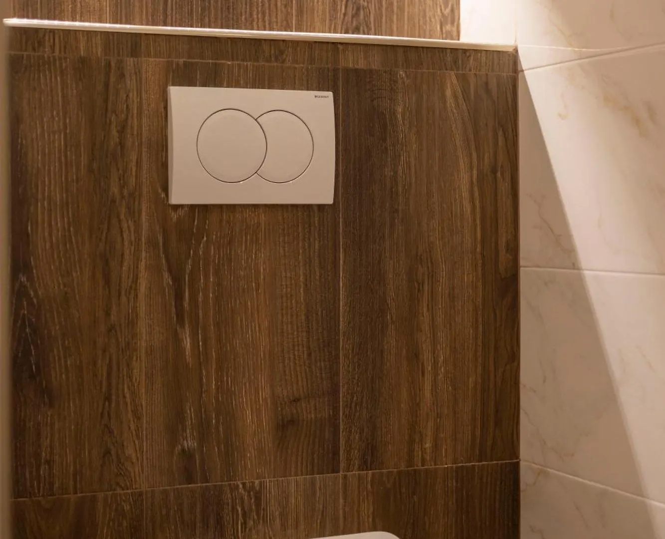 Exclusive Downtown Quentin Residence By Prestige Homes Будапешт